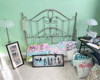 Queen Bed $100 No Mattress
5’w
55”t