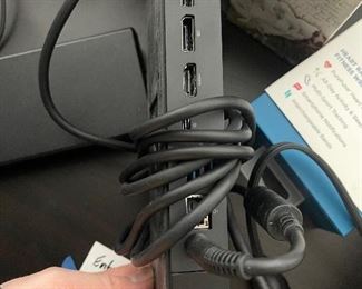 Wd19tbs dell multi monitor hub
$250