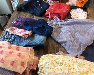 Designer / High-End, Kids/Baby Clothes

Sizes range from 3months to 3yrs.

Excellent condition. 
