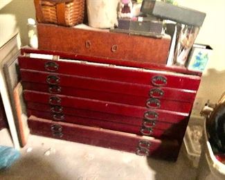 Map chest full of Ephemera