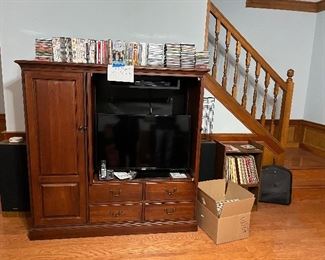 Hooker entertainment center, cd’s, dvd’s, vinyl (45’s and LP’s)