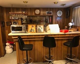 MID CENTURY MODERN BAR STOOLS AND COLLECTIBLES