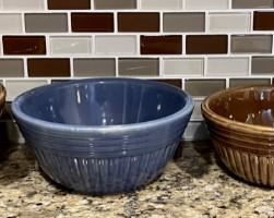 Vintage Ribbed Stoneware USA Assorted Color Stacking Bowl Set (As Is)