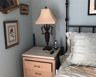 Pair nightstands 