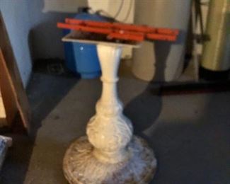 Cast iron bird bath 