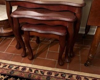 Set of three mahogany Queen Anne style nesting tables