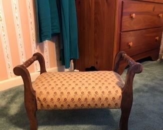 Early 1900 foot stool with out turned handles.