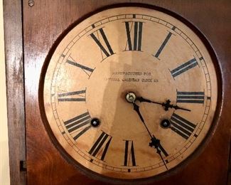 Perpetual timepiece. National Calendar Clock, Ithaca New York. 1800s In marvelous working condition! With winding key. 
