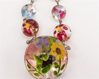 Vintage Floral Carved Lucite Bead Necklace