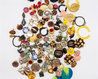 Vintage Lot 50 Pairs Earrings w Bakelite Trifari Lisner