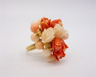 Vintage 14K Gold Carved Angel Skin Pink Coral Rose Ring