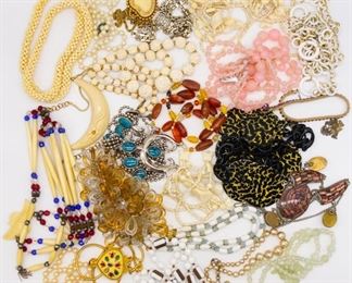 Vintage 25 Necklaces incl KJL, Weiss, Miriam Haskell