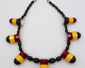 Unusual 1940s Bakelite Bombshell Motif Necklace