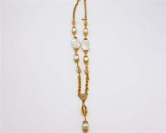 Vintage Lawrence VRBA Large Faux Pearl Runway Necklace