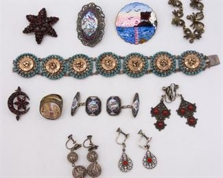 Vintage Lot 11 Ladies Jewelry incl Silver, Garnets