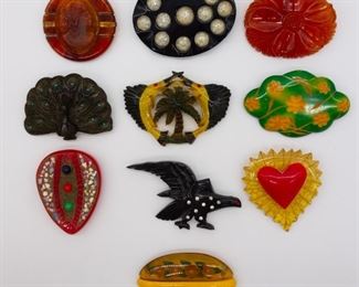 Mid Century Group 10 Bakelite and Lucite Brooches Clip