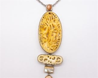 Signed Amy Kahn Russell Carved Bird MOP Silver Necklace