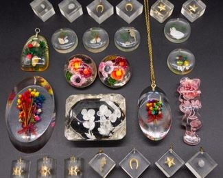 Lot Reverse Carved Encased Flower Jewelry Joyce Francis