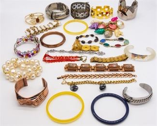 Vintage Lot 25 Bracelets incl Napier, Art Glass, Renoir