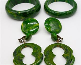 Vintage Lot Green Marbled Bakelite 2 Bangles, Earrings
