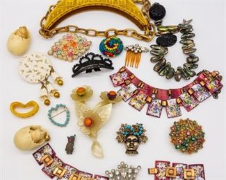 Vintage Assorted Lot Jewelry and Accessories