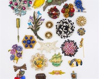 Vintage Lot 25 Ladies Brooch Pins incl Owls, Dachshund