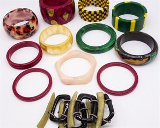 Vintage Lot Ladies Acrylic, Wood, Enamel Bracelets