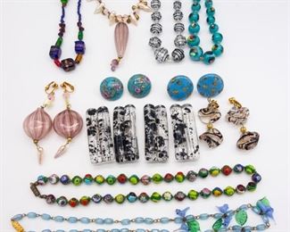 Vintage Lot Art Glass Ladies Jewelry incl Lampwork