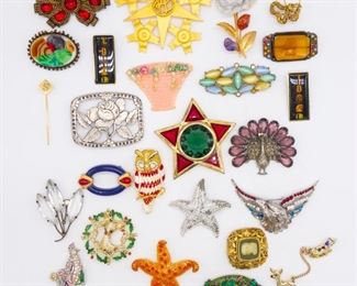 Vintage Lot 25 Brooch Pins incl Christmas, Rhinestone