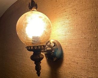 Vintage crackle glass sconce globe
4 amber crackle glass orb/globe hallway mcm Hollywood lamps (sconce)Fredrick Raymond amber crackle glass.