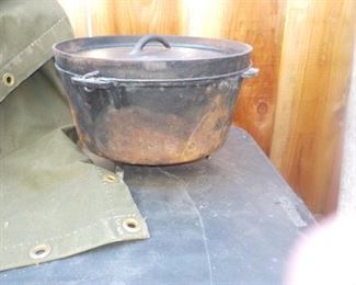Lodge 14" Camp Pot/Roaster