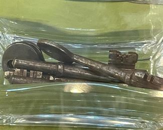 skeleton keys (not reproductions)