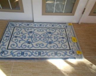 Frontgate Rug (new) (2)