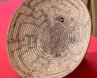 Antique Primitive Papago/Pima Tray Basket Native American Tohono O'odham	3x15.25 in diameter	

