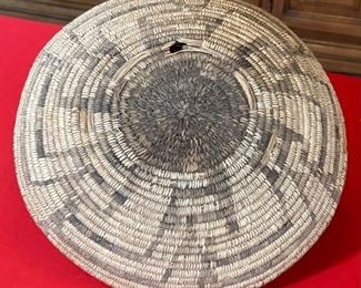 Antique Primitive Papago/Pima Tray Basket Native American Tohono O'odham	3x15.25 in diameter	
