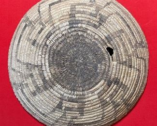 Antique Primitive Papago/Pima Tray Basket Native American Tohono O'odham	3x15.25 in diameter	

