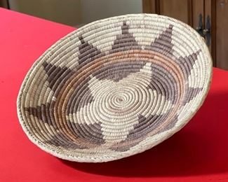 15in Vintage Navajo 10 Point Wedding Basket  PAIUTE	3x15 in diameter	
