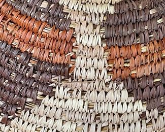 15in Vintage Navajo 10 Point Wedding Basket  PAIUTE	3x15 in diameter	
