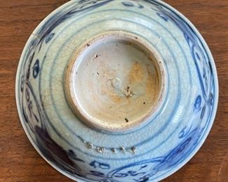 Antique Chinese Kraak Porcelain Bowl Blue & White Ming Wanli era Export Ware	3x6.5in Diameter	

