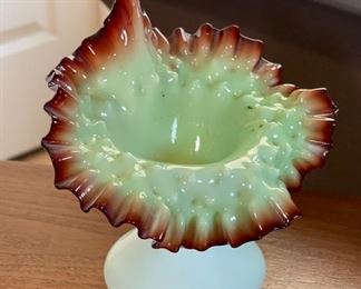 Antique Art Glass Jack in the Pulpit Vase Green/Reddish Brown	7.25x7x6in	HxWxD
