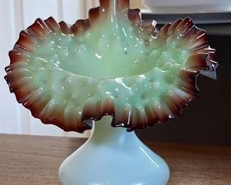 Antique Art Glass Jack in the Pulpit Vase Green/Reddish Brown	7.25x7x6in	HxWxD
