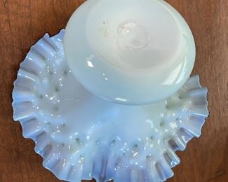 Antique Art Glass Jack in the Pulpit Vase Green/Reddish Brown	7.25x7x6in	HxWxD
