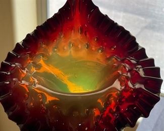 Antique Art Glass Jack in the Pulpit Glass vase Green/Reddish Brown Black	7.5x7x4in	HxWxD
