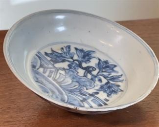 Antique Chinese Kraak Porcelain Bowl Blue & White Ming Wanli era Export Ware #3	1.25in H x 6in Diameter	
