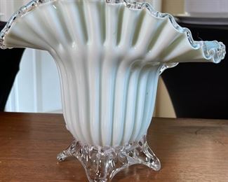 Lg Jack in the Pulpit glass vase footed Blue White Opalescent	6.5x8.25x6in D	HxWxD

