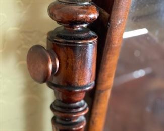 Antique Table Top Shaving Mirror	22x22.5x10.25	HxWxD
