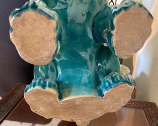 2pc Vintage Ceramic Foo Dogs Chinese Stoneware PAIR	14 x 8 x 14 in	HxWxD
