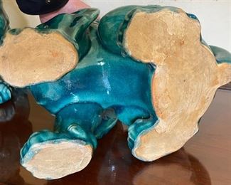 2pc Vintage Ceramic Foo Dogs Chinese Stoneware PAIR	14 x 8 x 14 in	HxWxD
