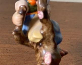 Hummel Apple tree girl 141 3/0	4x2.5x2in	HxWxD
