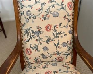 Upholstered Rocking Chair	41 x 25 x 34in	HxWxD
